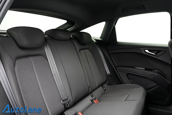 Audi Q4 e-tron 20 of 30
