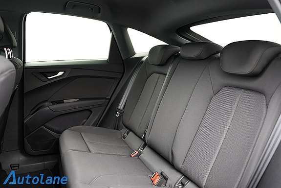Audi Q4 e-tron 21 of 30