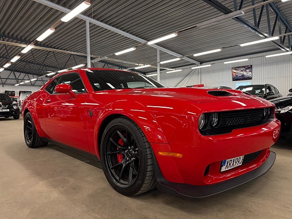 Dodge Challenger 3 of 5