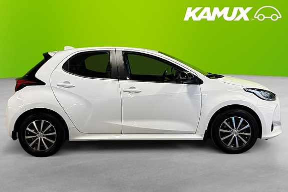Mazda 2 2 of 5
