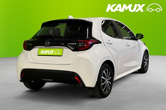 Mazda 2 4 of 5