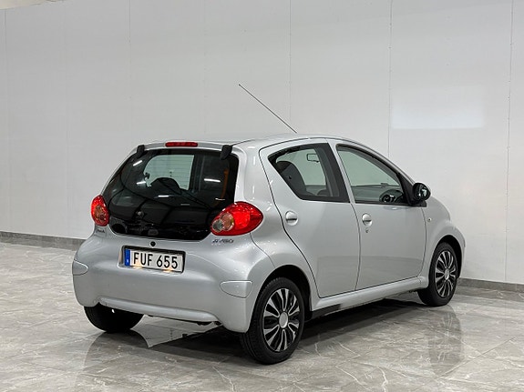 Toyota Aygo 5 of 5