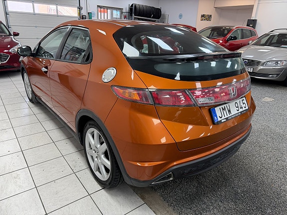 Honda Civic 3 of 5