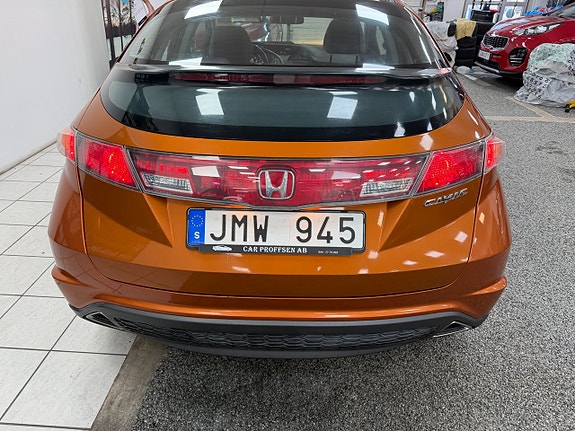 Honda Civic 17 of 21