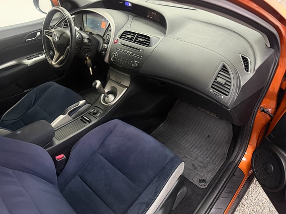 Honda Civic 9 of 21
