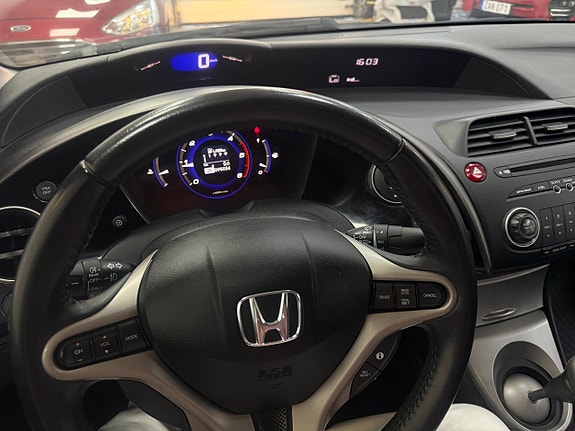 Honda Civic 10 of 21
