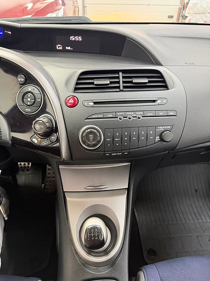 Honda Civic 8 of 21