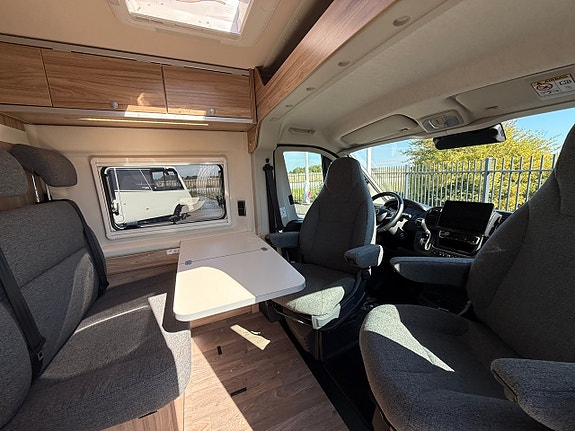 Hymer Yellowstone 7 of 10