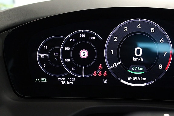 Porsche Panamera 4 19 of 19