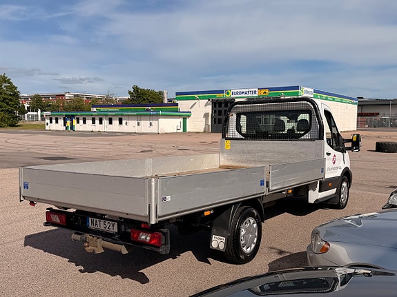 Ford Transit 4 of 5