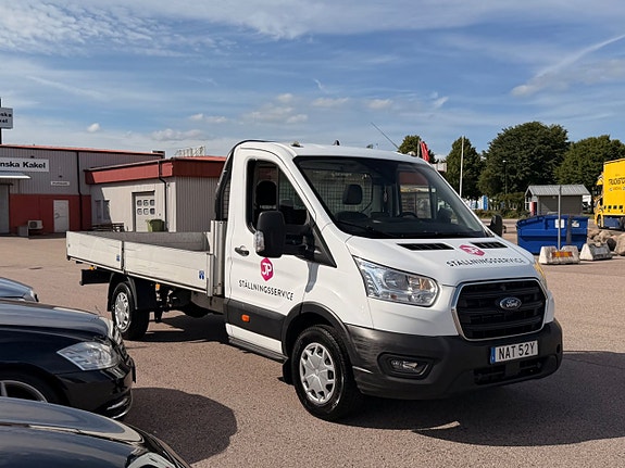 Ford Transit 2 of 5