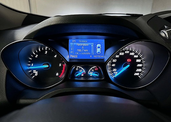 Ford Kuga 16 of 21