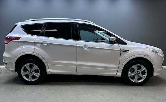 Ford Kuga 2 of 5