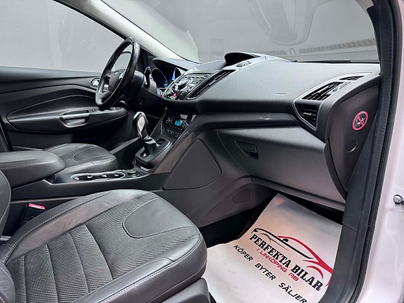 Ford Kuga 12 of 21