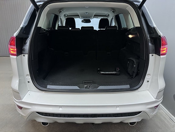 Ford Kuga 9 of 21