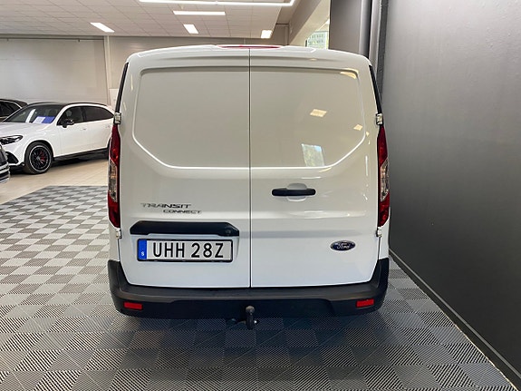 Ford Transit Connect 4 of 9