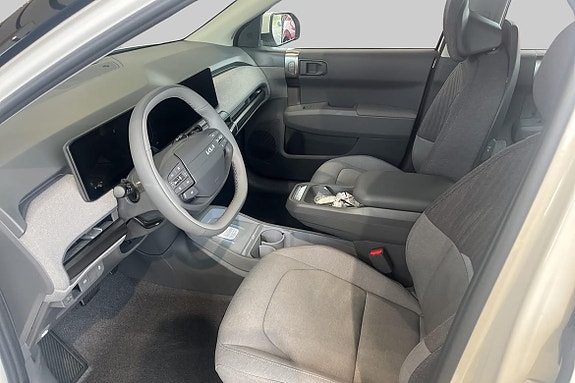 Kia EV3 6 of 16