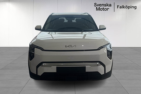Kia EV3 2 of 5
