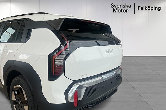 Kia EV3 5 of 5