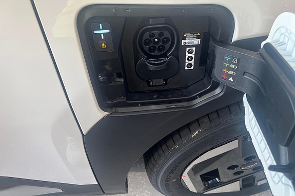 Kia EV3 14 of 16