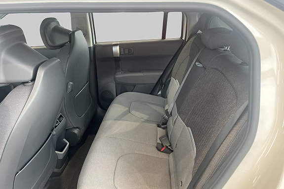 Kia EV3 10 of 16