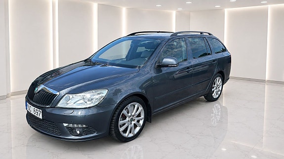 Skoda Octavia 3 of 5