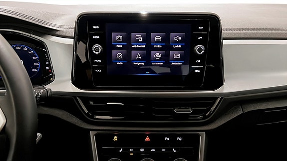 Volkswagen T-Roc 9 of 19