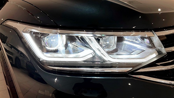 Volkswagen Tiguan 16 of 23