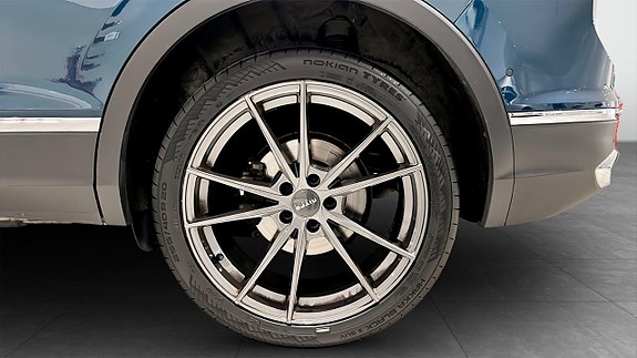 Volkswagen Tiguan 6 of 23