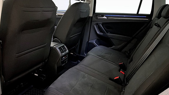 Volkswagen Tiguan 11 of 23