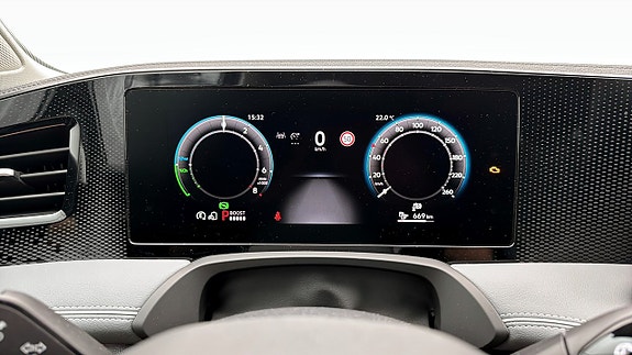 Volkswagen Passat 13 of 19