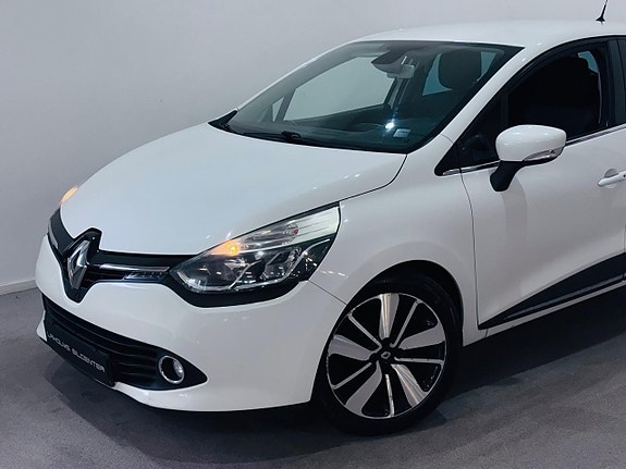 Renault Clio 2 of 5