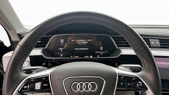 Audi Q8 18 of 26