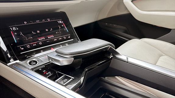 Audi Q8 19 of 26