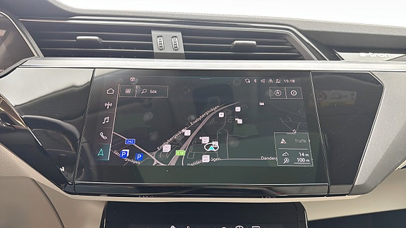 Audi Q8 25 of 26