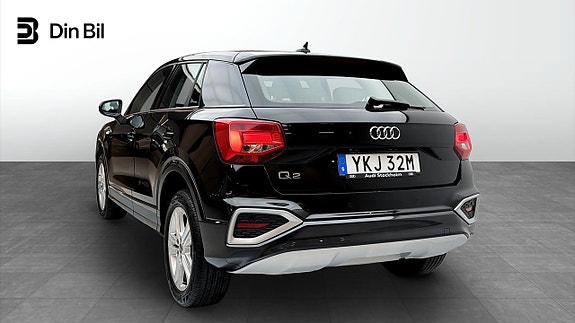 Audi Q2 3 of 5