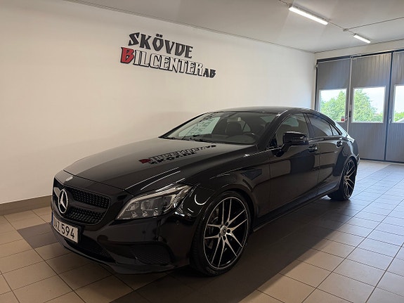 Mercedes-Benz CLS250 2 of 11