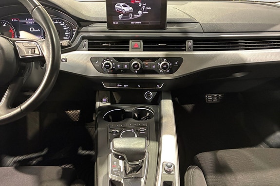 Audi A4 12 of 17