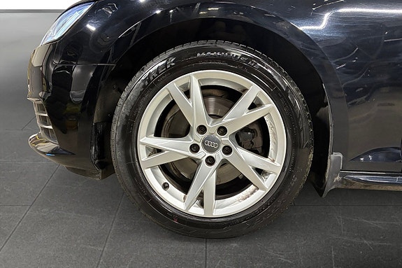 Audi A4 16 of 17
