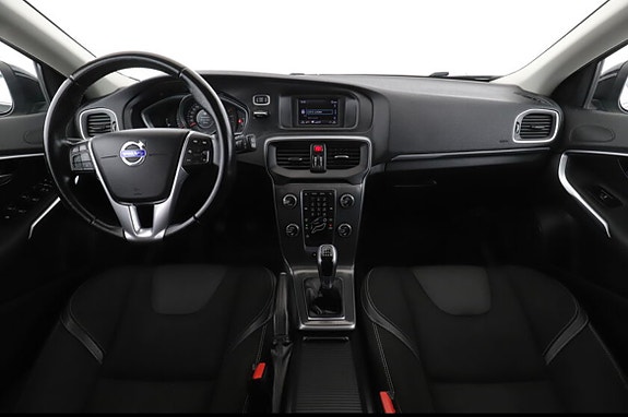 Volvo V40 9 of 10