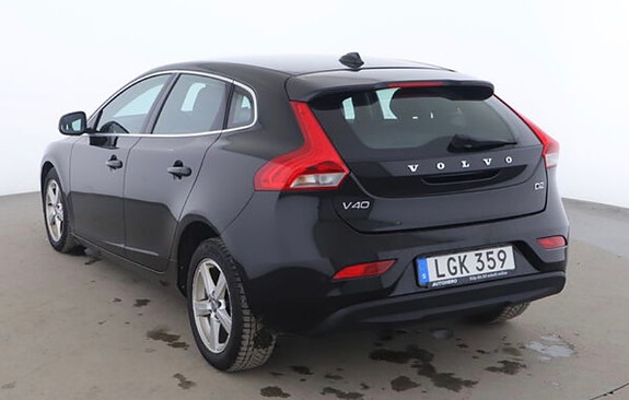 Volvo V40 4 of 10