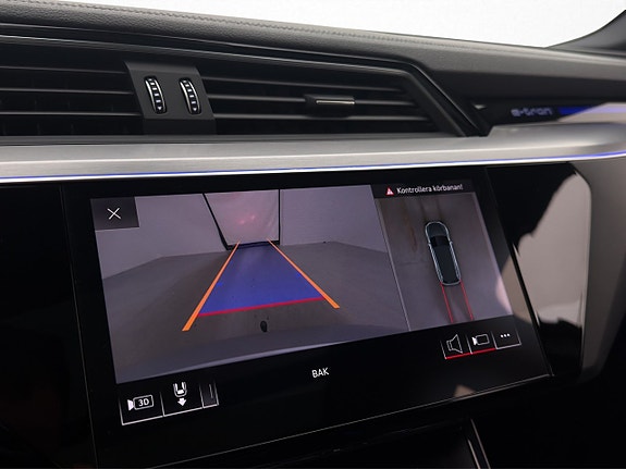 Audi e-tron 21 of 30