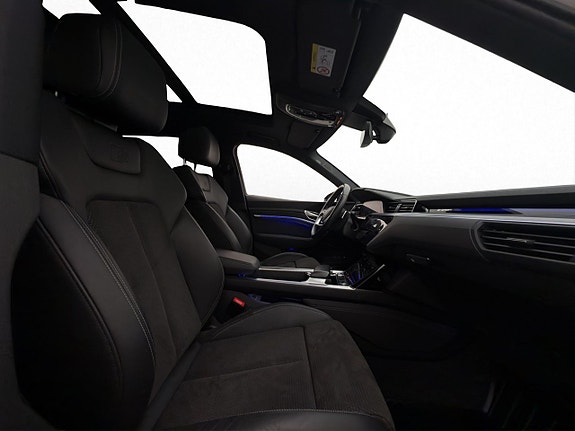 Audi e-tron 12 of 30