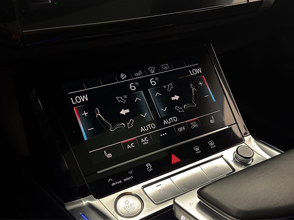 Audi e-tron 26 of 30