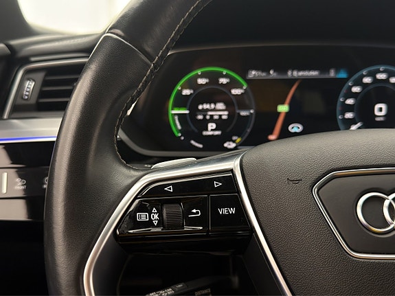 Audi e-tron 30 of 30