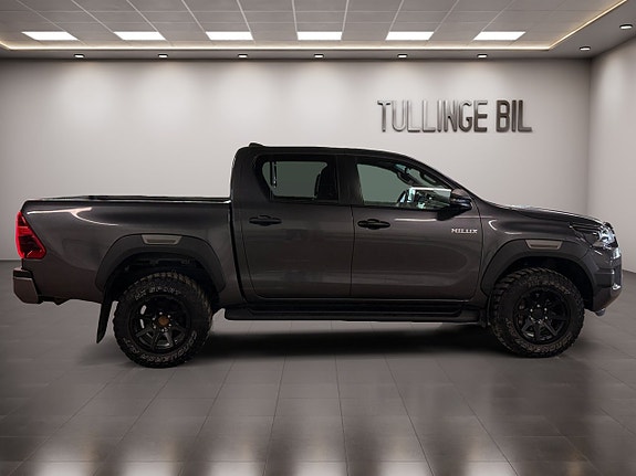 Toyota HiLux 6 of 29