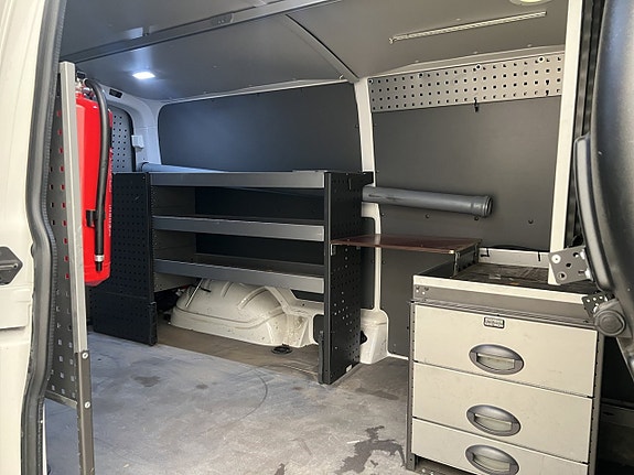 Volkswagen Transporter 14 of 30