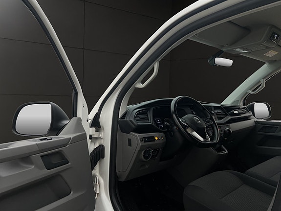 Volkswagen Transporter 15 of 30