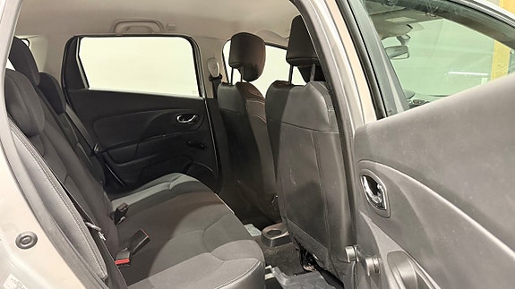 Renault Clio 13 of 17