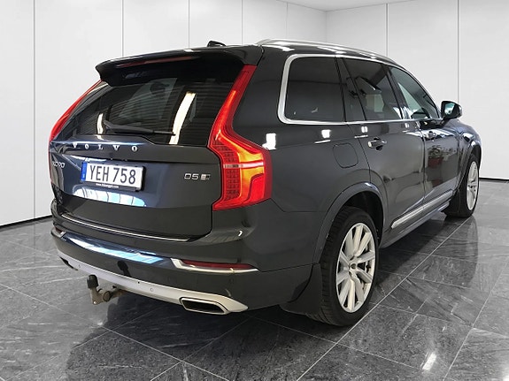 Volvo XC90 5 of 27